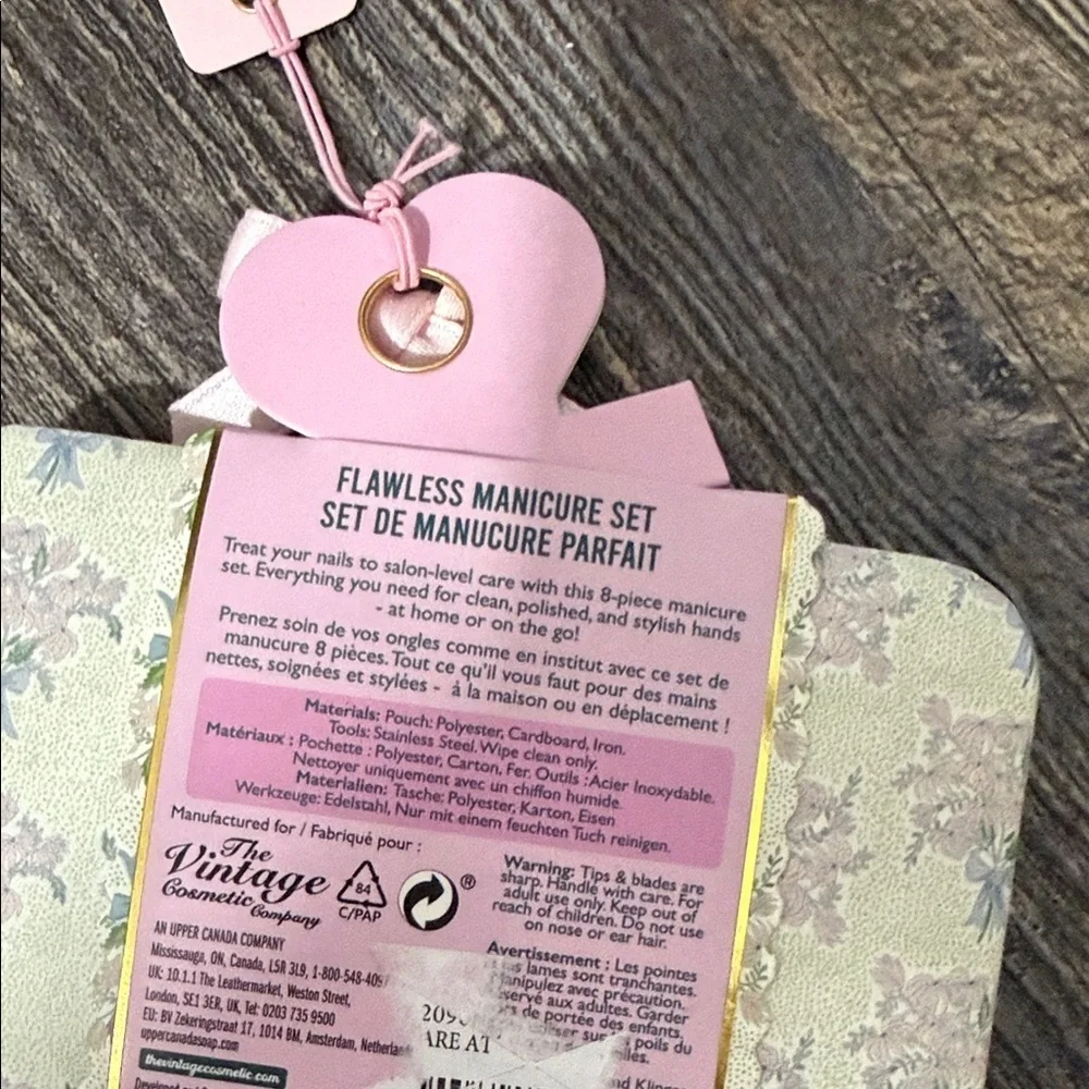 Foot mask and manicure set